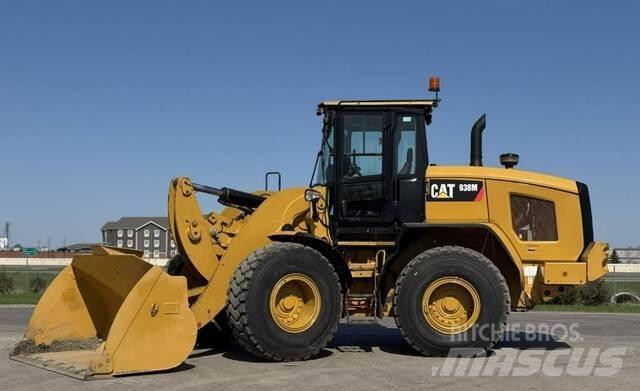 CAT 938M Kolesové nakladače