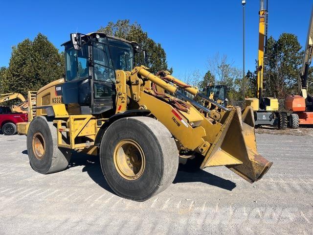 CAT 938M Kolesové nakladače