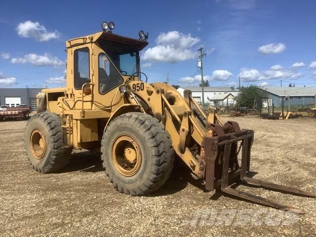 CAT 950 Kolesové nakladače