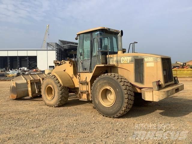CAT 950G Kolesové nakladače