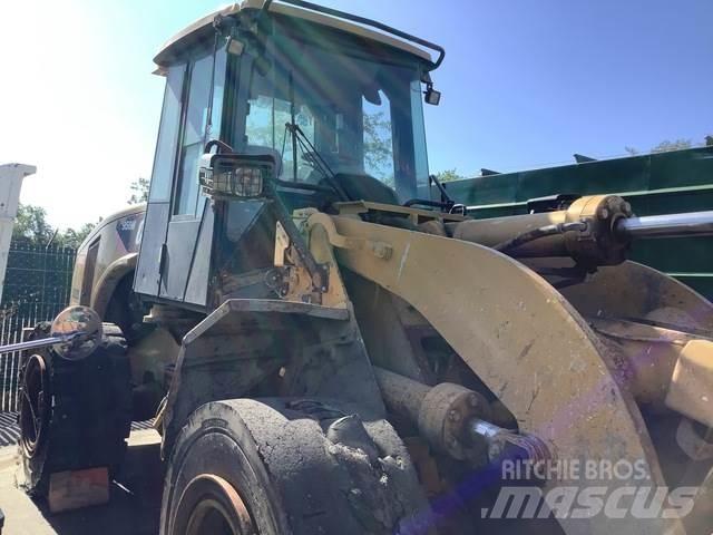 CAT 950H Kolesové nakladače