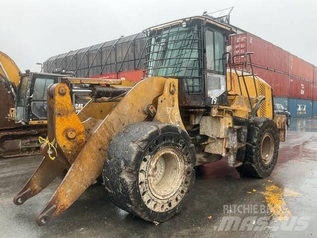 CAT 950M Kolesové nakladače