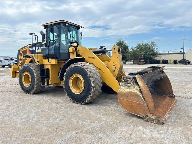 CAT 950M Kolesové nakladače
