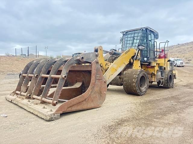 CAT 950M Kolesové nakladače