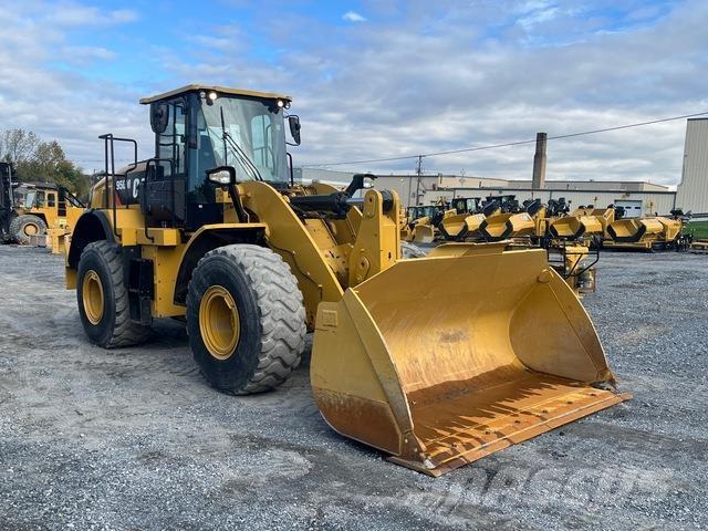 CAT 950M Kolesové nakladače