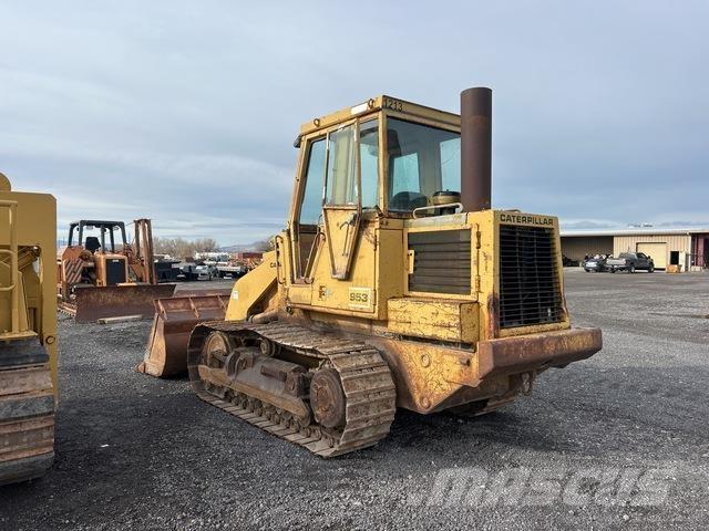 CAT 953 Pásové nakladače