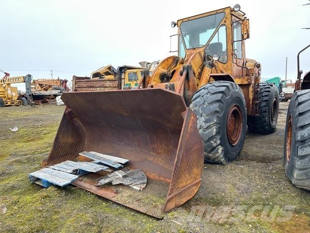 CAT 966C Kolesové nakladače