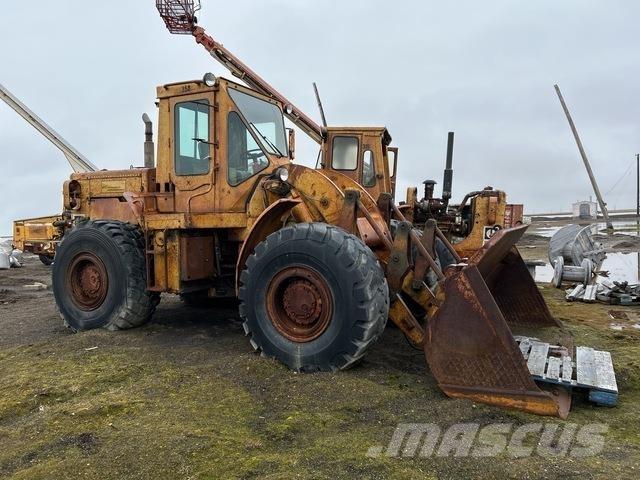CAT 966C Kolesové nakladače