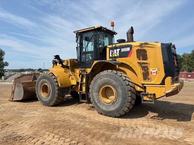 CAT 966M Kolesové nakladače