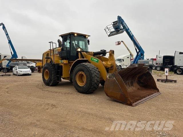 CAT 966M Kolesové nakladače