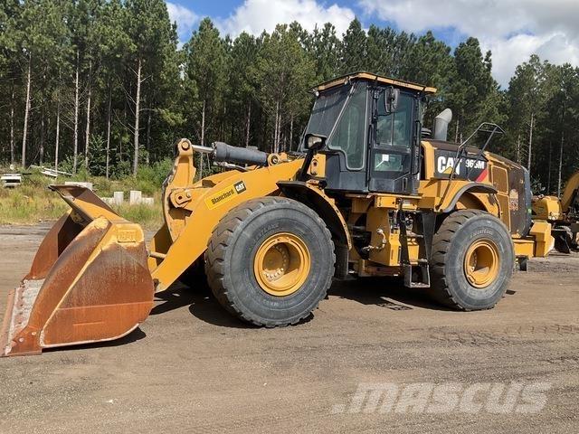 CAT 966M Kolesové nakladače