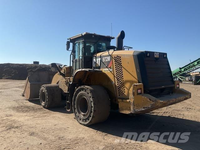 CAT 972M Kolesové nakladače