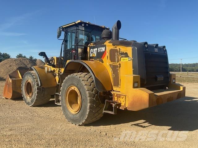 CAT 972M Kolesové nakladače