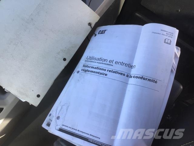 CAT 972M XE Kolesové nakladače