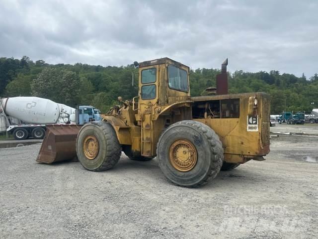 CAT 980B Kolesové nakladače