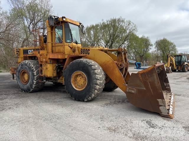 CAT 980C Kolesové nakladače