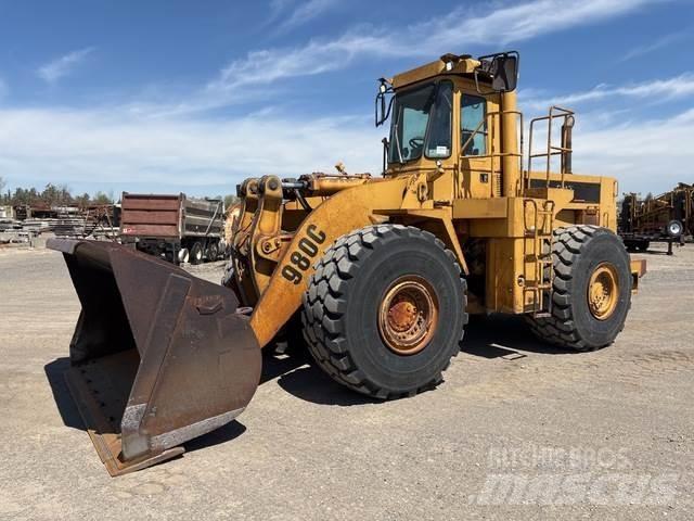 CAT 980C Kolesové nakladače