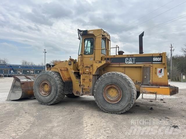 CAT 980F Kolesové nakladače