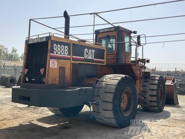 CAT 988B Kolesové nakladače