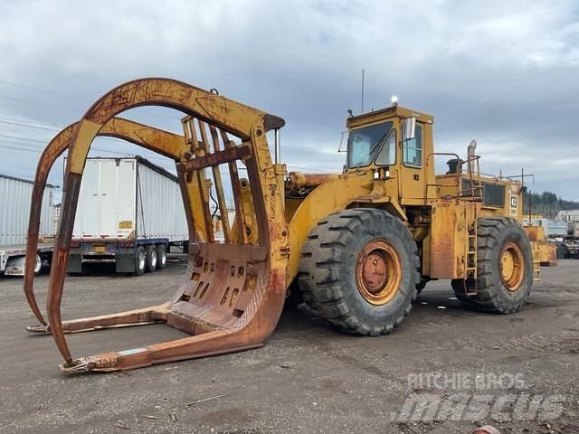 CAT 988B Kolesové nakladače