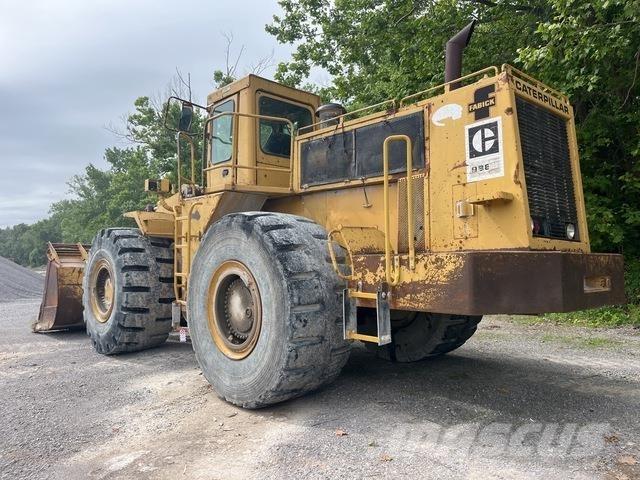 CAT 988B Kolesové nakladače