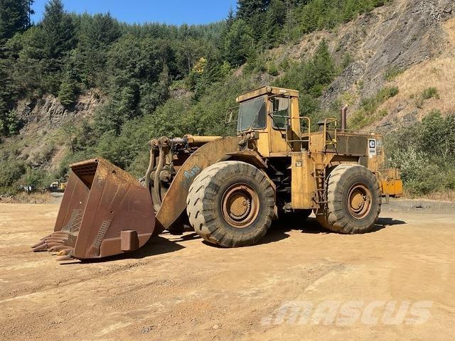 CAT 988B Kolesové nakladače