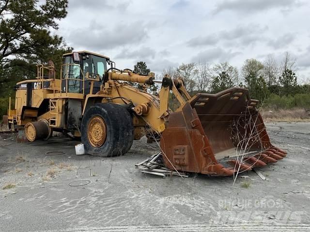 CAT 988G Kolesové nakladače