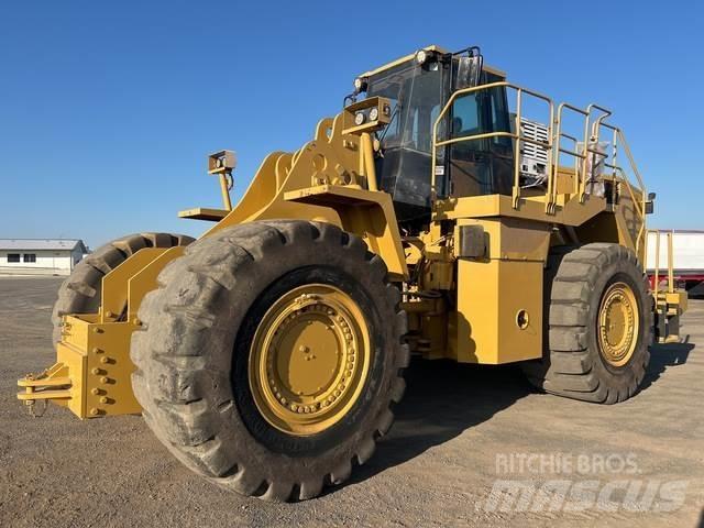 CAT 988H Kolesové nakladače