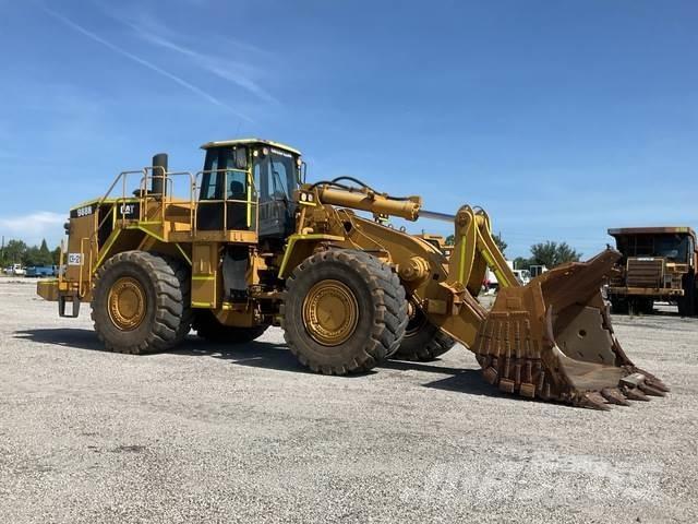 CAT 988H Kolesové nakladače
