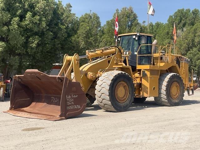 CAT 988H Kolesové nakladače