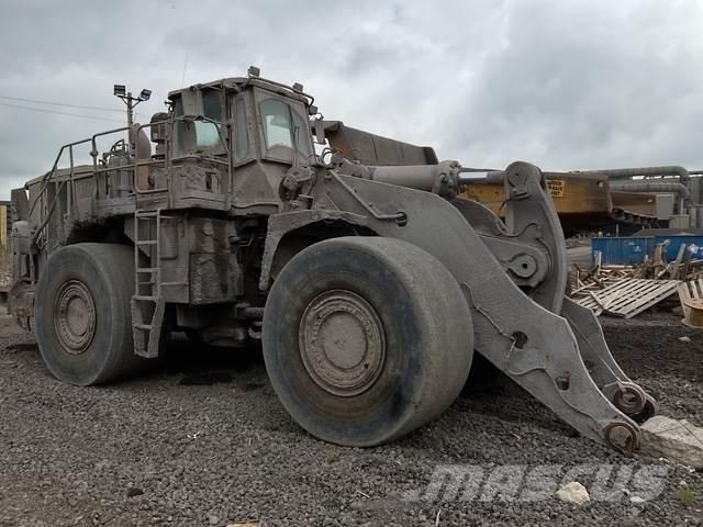 CAT 988K Kolesové nakladače