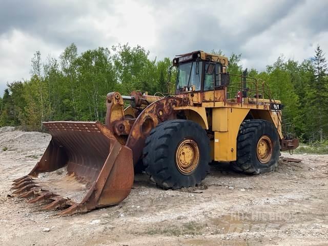 CAT 990 Kolesové nakladače