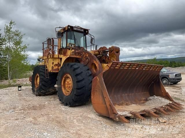 CAT 990 Kolesové nakladače