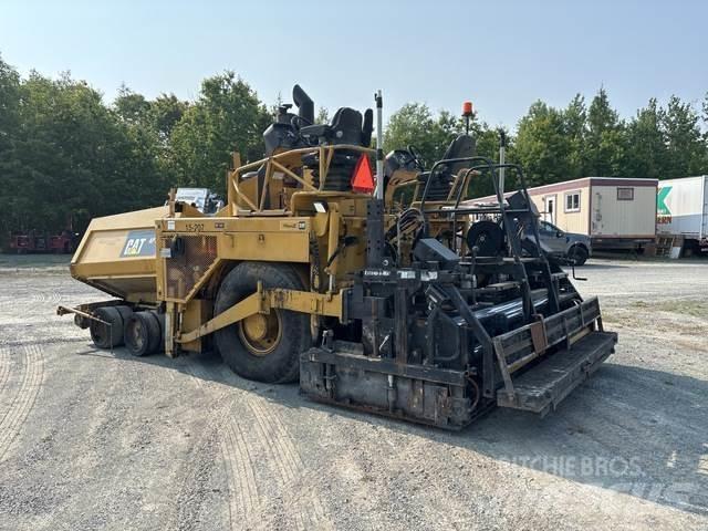CAT AP-1000D Finišéry