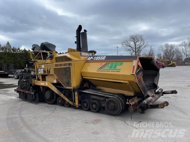CAT AP-1055D Finišéry