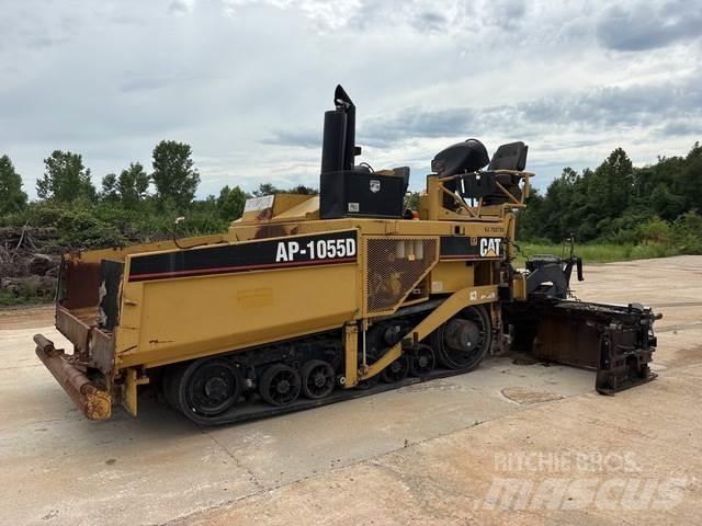 CAT AP-1055D Finišéry