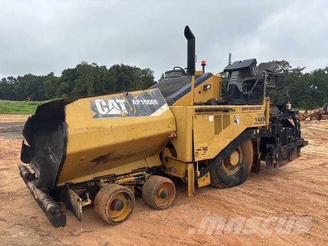 CAT AP1000E Finišéry