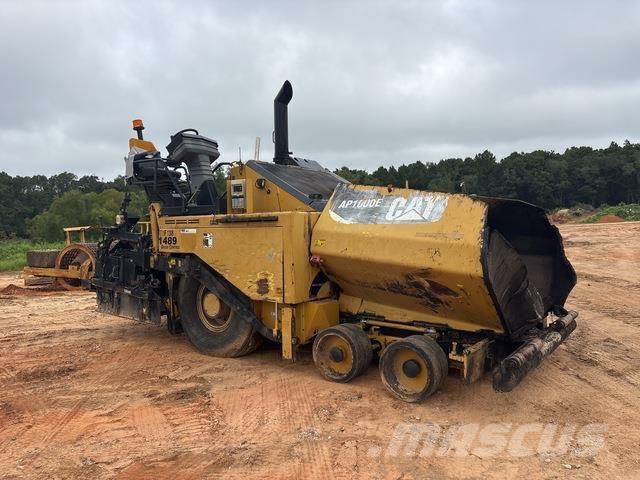CAT AP1000E Finišéry