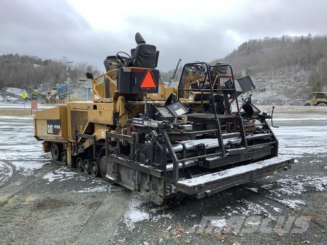 CAT AP1055D Finišéry