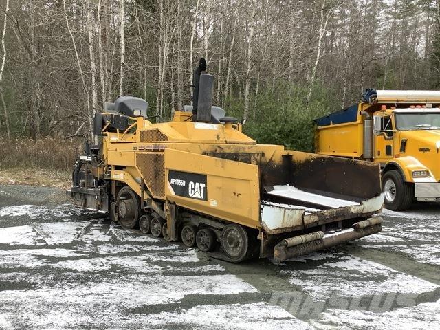 CAT AP1055D Finišéry