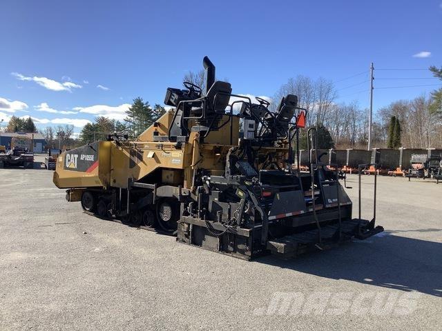 CAT AP1055E Finišéry
