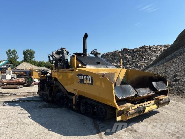 CAT AP1055F Finišéry