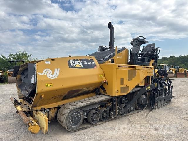 CAT AP1055F Finišéry
