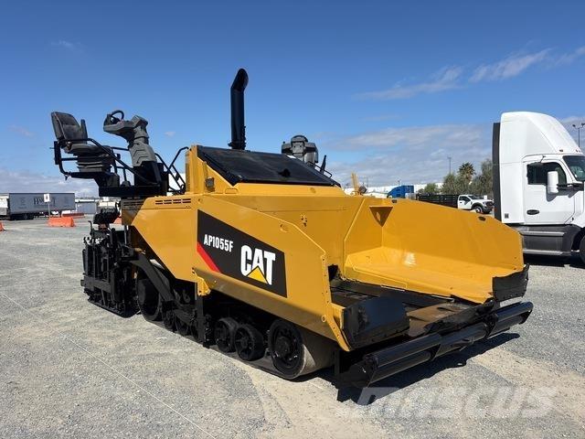 CAT AP1055F Finišéry
