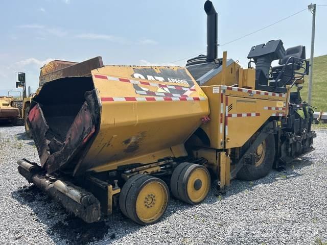 CAT AP600D Finišéry
