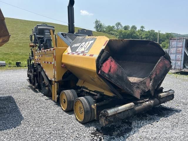 CAT AP600D Finišéry
