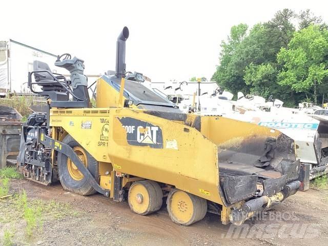 CAT AP600F Finišéry