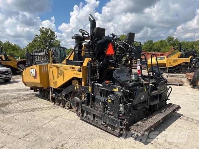CAT AP655F Finišéry