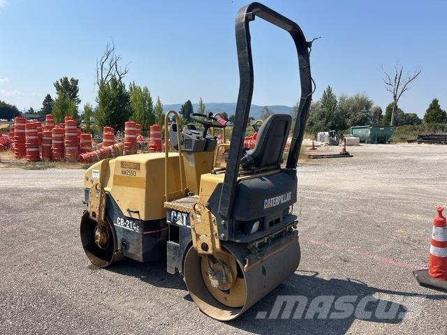 CAT CB-214E Tandemové valce