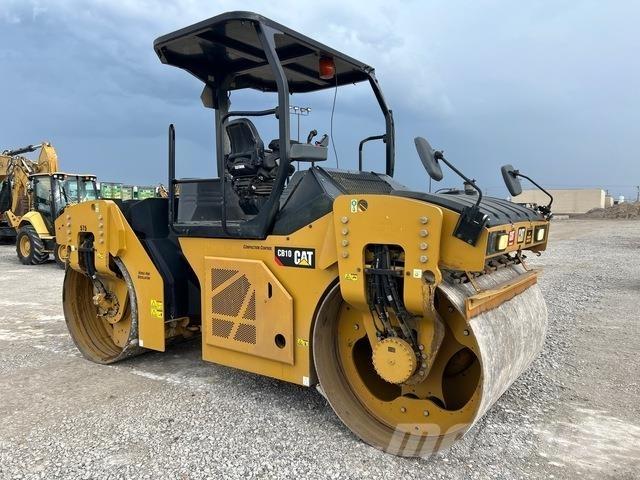 CAT CB10 Tandemové valce